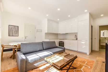 Avenida de la Albufera, Madrid, Community of Madrid 28038 - Photo 3