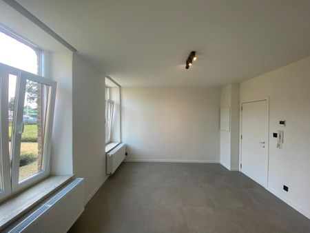 Appartement te huur - Foto 3