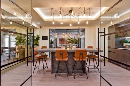 Sort let: Duplex two bedroom penthouse apartment with Far-Reaching westerly views. - Photo 5