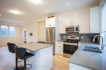 For Lease - 1983 Oana Drive, Mississauga, Ontario - Photo 4