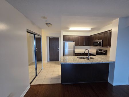 For Lease - 3 Michael Power Place Unit# 2802, Toronto, Ontario - Photo 5