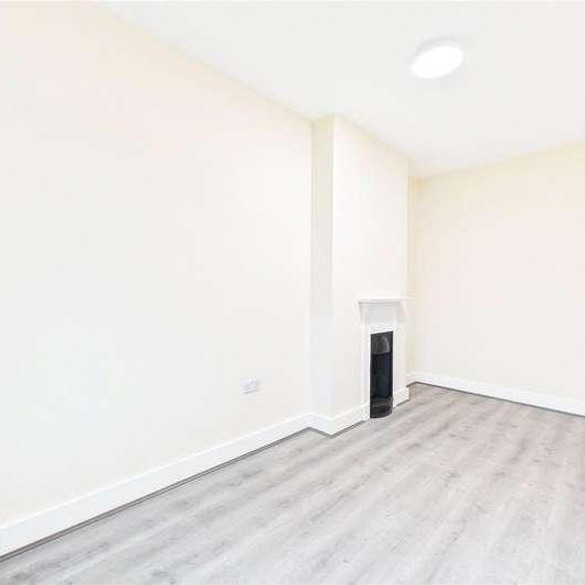 Newbury House, Andover Road, Newbury, Berkshire, RG14 - Photo 1