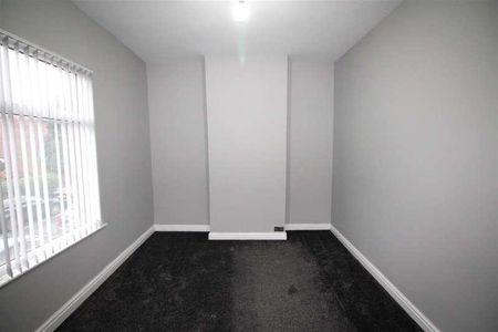 Parkhill Avenue, Manchester, M8 - Photo 2