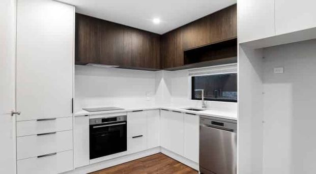 Modern and Low Maintenance - Photo 1