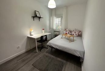 Calle de Carracedo, Madrid, Community of Madrid 28024