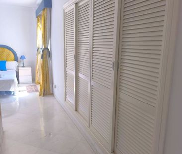 Piso de alquiler en Av Playas del Duque, Puerto Banús - Photo 5