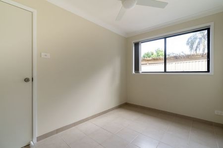 Family Home - Water Usage Included In Rent - Photo 5