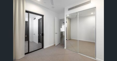 LUXURY APARTMENT AT THE COVE COMINO | DESIGNER LIVING BY THE COAST - Photo 2