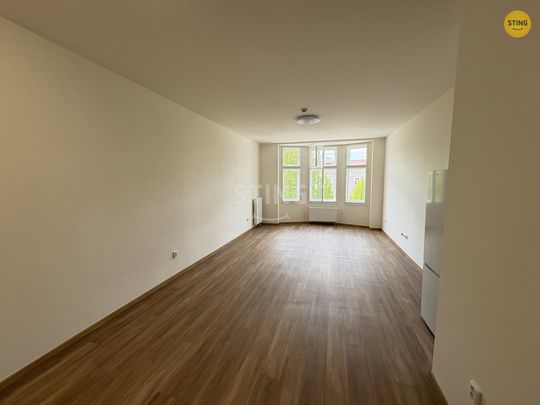 Byt 1+kk k pronájmu, Prostějov, ulice Žižkovo nám. - Fotografie 1