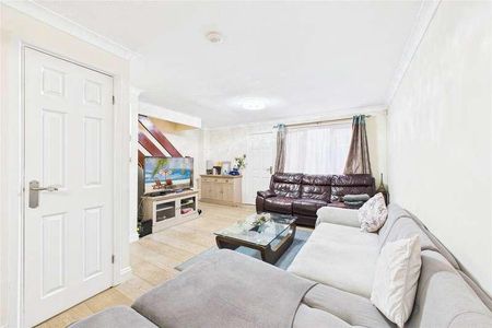 The Delph, Lower Earley, Reading, Berkshire, RG6 - Photo 2