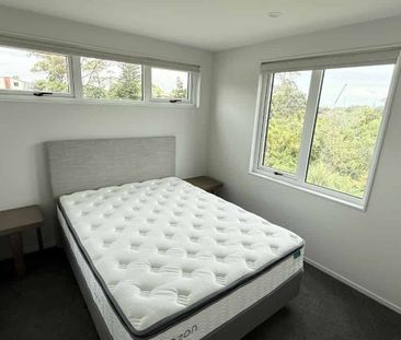 Welcome to Mount Vista Estate – Mangere’s Premier New Development! - Photo 1