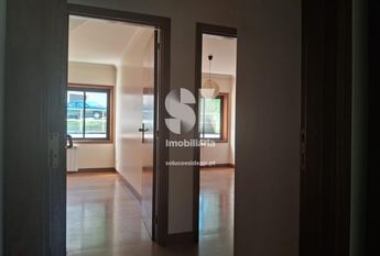 Apartamento T5 em Coimbra