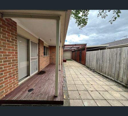 53 Kingdom Drive, Cranbourne, Vic 3977 - Photo 1