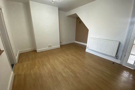 Greenway Road, TAUNTON - Photo 3