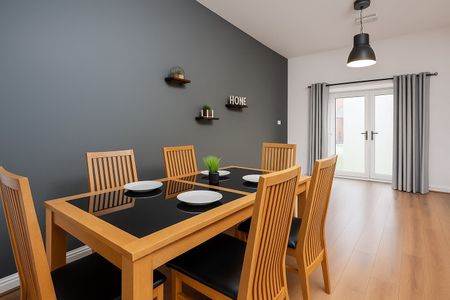 2 Bed Flat, Tobacco Wharf, L5 - Photo 4