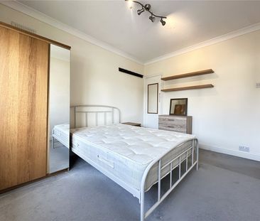 72, Sandringham Crescent, Moortown, Leeds, West Yorkshire, LS17 8DF - Photo 3