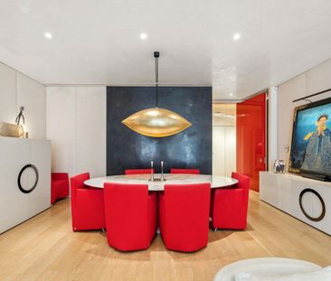 A stylish 3 bedroom duplex apartment with private outdoor space to rent in Connaught Place, Hyde Park - Photo 1
