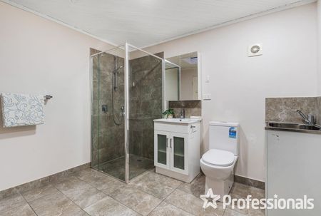 WARMTH, COMFORT AND LOW-MAINTENANCE APPEAL - Photo 2