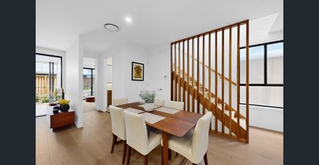 A TOWNHOME OF DISTINCTION AND STYLE - Photo 5