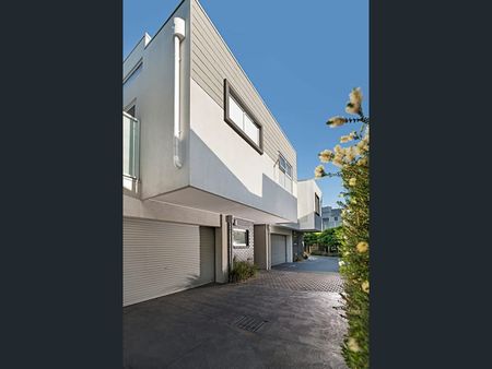 8/109 Victoria Street, Brunswick East VIC 3057 - Photo 2