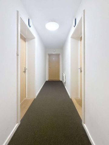 Penstock Drive, Stoke-on-trent Hanley, Stg, ST4 - Photo 3