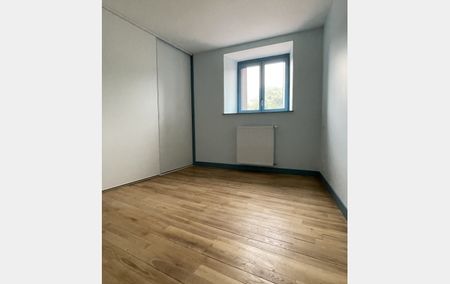 Location Appartement P3 Vue sur la vidalie rénové(e) Thiers - Photo 4