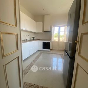 Appartamento in Affitto in Via degli Asili 27 a Lucca - Photo 2