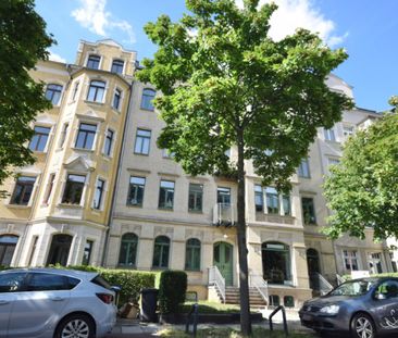 Sonnige 2-Raum Mietwohnung • Balkon • Kaßberg • offene Küche • Aufz... - Photo 3