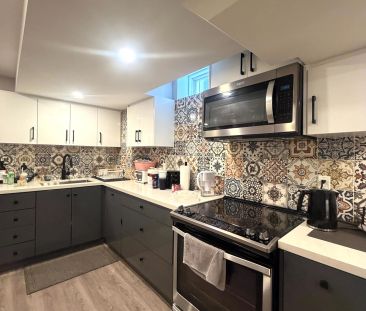 90 Maverick Crescent #Bsmt - Photo 3