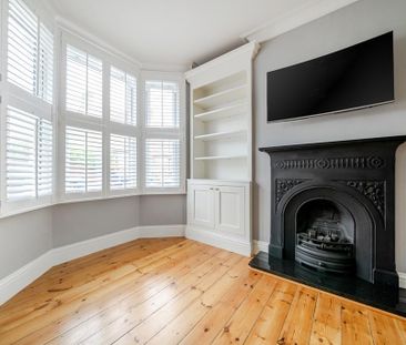 3 bedroom terraced house to rent - Photo 2