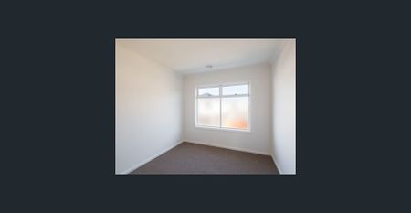 Immaculate Family Living in a Sought-After Locale - Photo 4