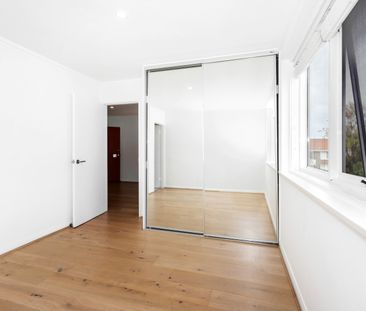 12/372 Toorak Road, South Yarra VIC 3141 - Apartment For Rent | Domain - Photo 3