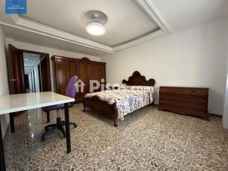 Piso en alquiler en Centro - Photo 2