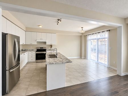 For Lease - 152 Lilac Circle, Haldimand, Ontario - Photo 4