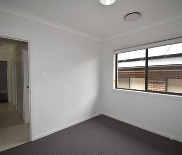 Modern home situated in great location - Photo 2