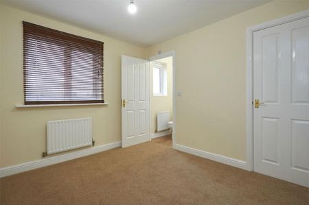 3 bedroom terraced house to rent - Photo 5