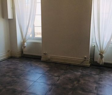 Location Appartement 3 pièces 39m² - Photo 3