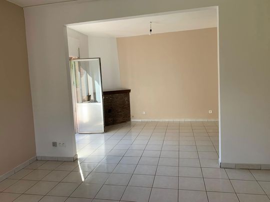 Studio - à louer - Photo 1