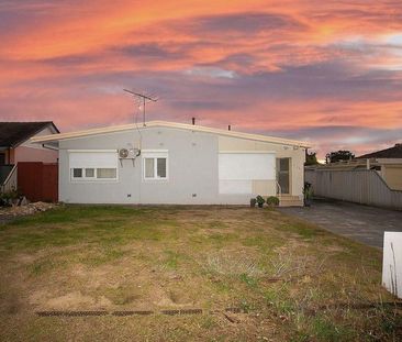 Family Living with Space, Style & Convenience - Photo 4