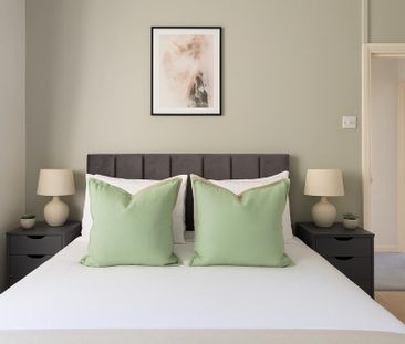 3 bedroom ground floor flat to rent - Photo 3