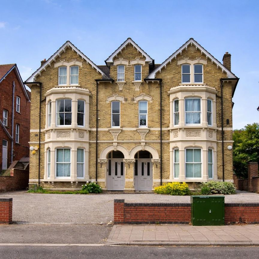 1 bedroom flat to rent - Photo 2