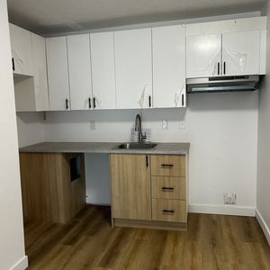 3 ½ à Louer – Sherbrooke | Disponible 1e - Photo 2