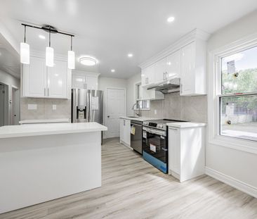 For Lease - 225 Essex Avenue, Richmond Hill, Ontario - Photo 1