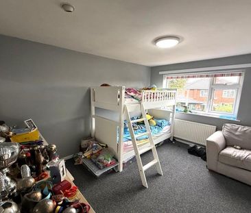 3 Bedroom Semi Detached To Let - Photo 5