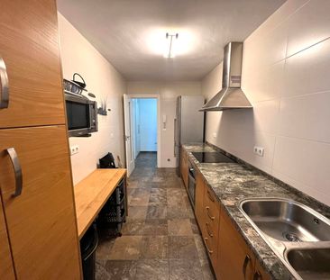 Piso de alquiler en Los Castillejos - La Trinidad - Photo 3