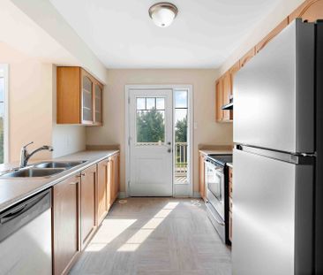 For Lease - 164 Sunshine Crescent, Orleans - Cumberland and Area, O... - Photo 5