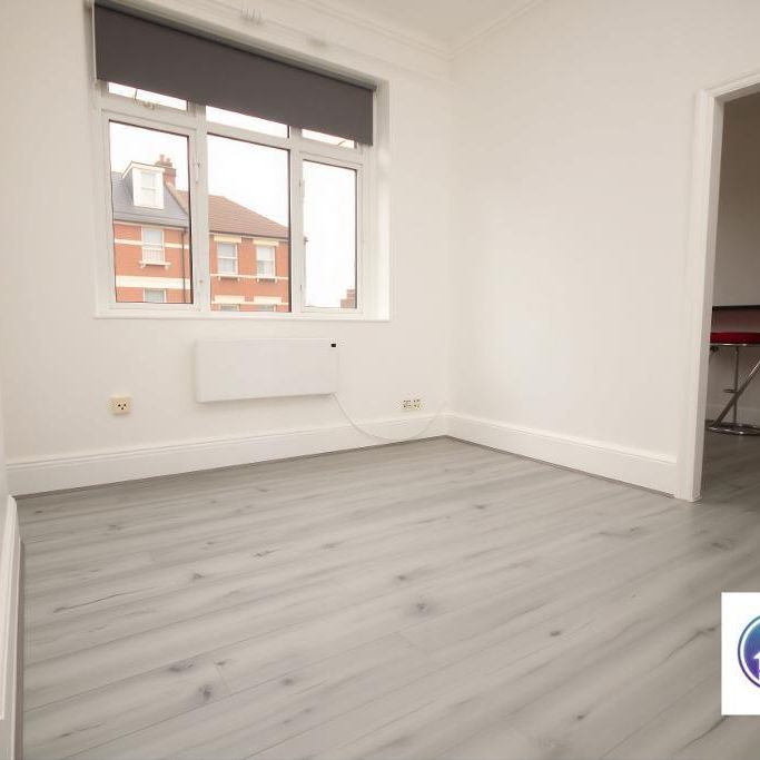 1 Bedroom Studio To Rent - Photo 1