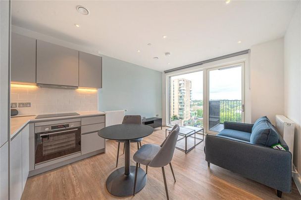 Studio to rent - Photo 1