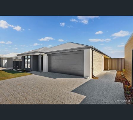 13 Taincrow Way, Golden Bay, WA 6174 - Photo 1