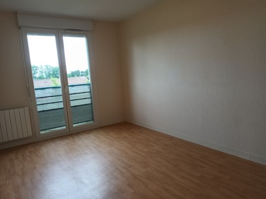 POITIERS SUD CROUTELLE T3 de 66.18 m² avec balcon et parking - Photo 1